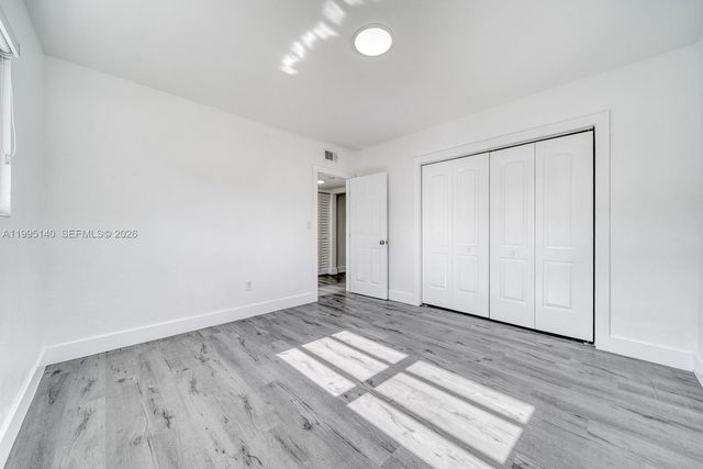 1340 NW 102nd St, Miami, FL 33147