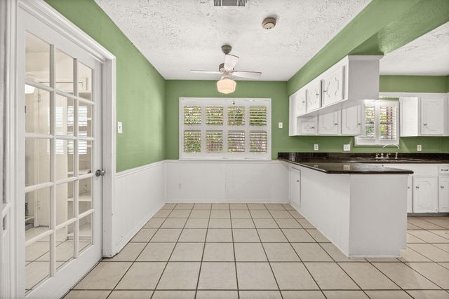 11311 Cold Spring Drive, Houston, TX 77043