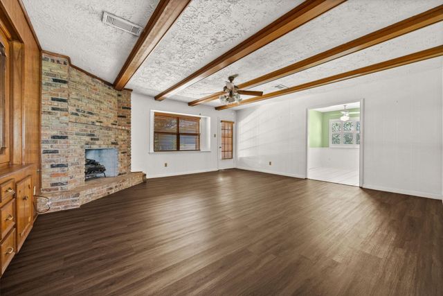 11311 Cold Spring Drive, Houston, TX 77043