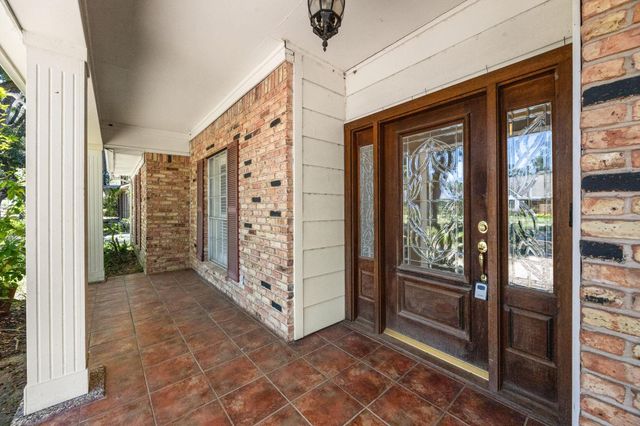 11311 Cold Spring Drive, Houston, TX 77043