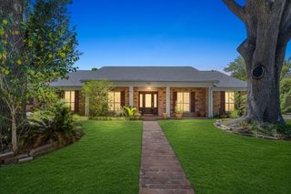 11311 Cold Spring Drive, Houston, TX 77043