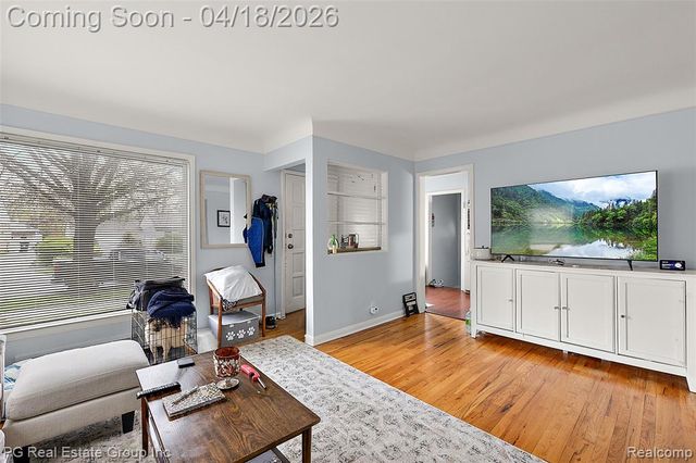 4307 Cooper Avenue, Royal Oak, MI 48073