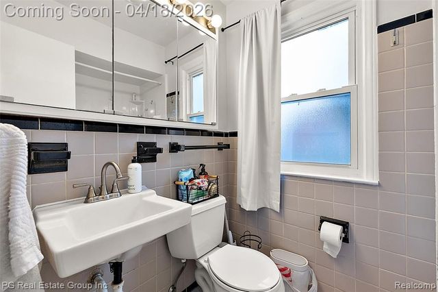 4307 Cooper Avenue, Royal Oak, MI 48073