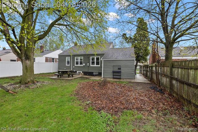 4307 Cooper Avenue, Royal Oak, MI 48073