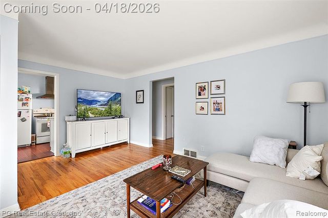 4307 Cooper Avenue, Royal Oak, MI 48073