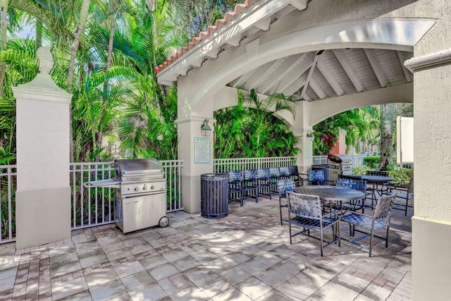 11028 Legacy Drive 302, Palm Beach Gardens, FL 33410