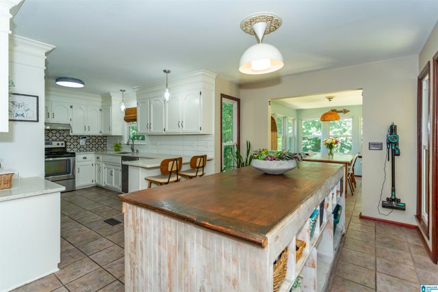5833 JEFFERY DRIVE, Mount Olive, AL 35117