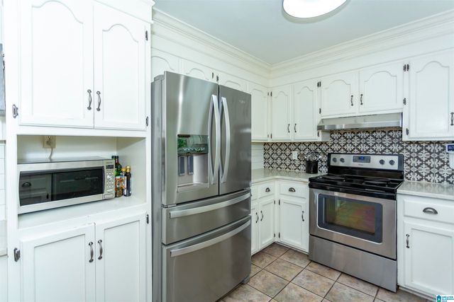 5833 JEFFERY DRIVE, Mount Olive, AL 35117