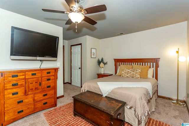 5833 JEFFERY DRIVE, Mount Olive, AL 35117
