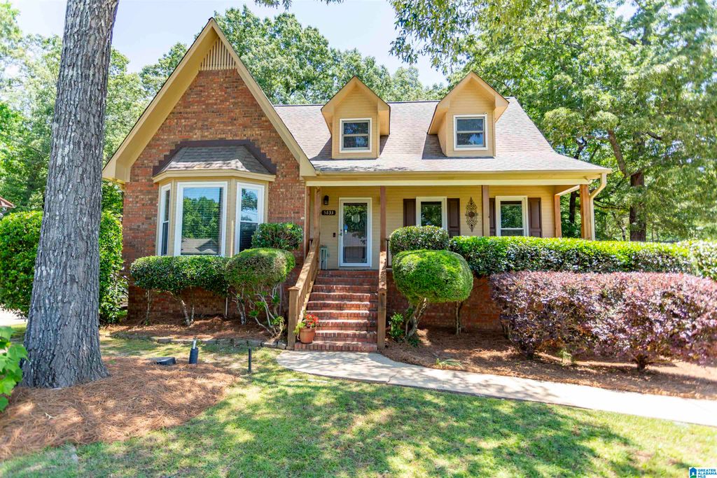 5833 JEFFERY DRIVE, Mount Olive, AL 35117