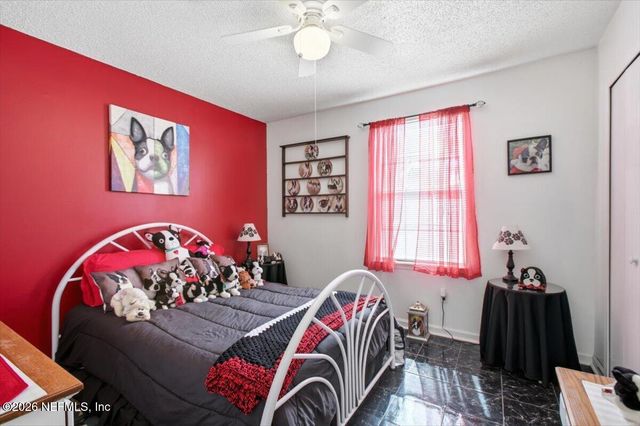 258 AQUARIUS Circle W, Jacksonville, FL 32216