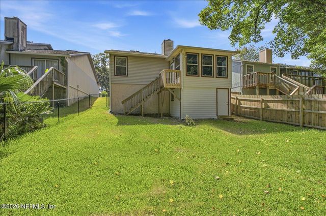 258 AQUARIUS Circle W, Jacksonville, FL 32216