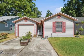 258 AQUARIUS Circle W, Jacksonville, FL 32216