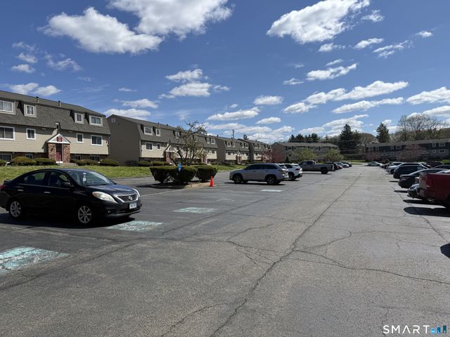 75 Evergreene 75, Wallingford, CT 06492