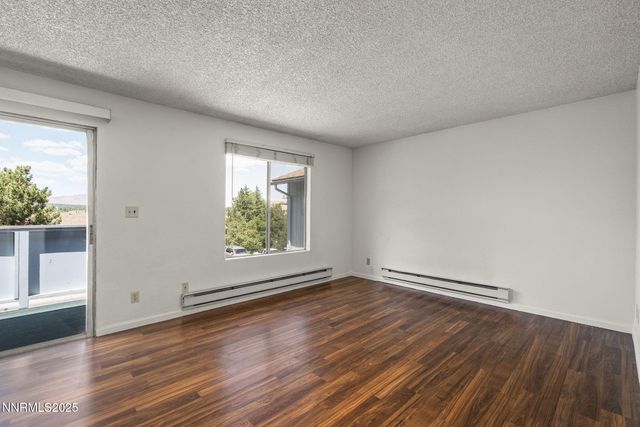 3948 Clear Acre Ln 262, Reno, NV 89512