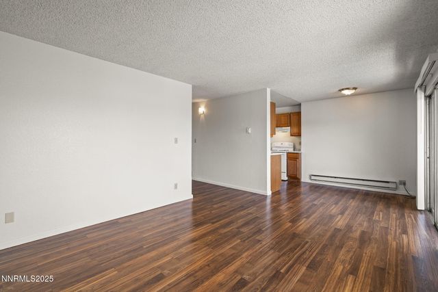 3948 Clear Acre Ln 262, Reno, NV 89512