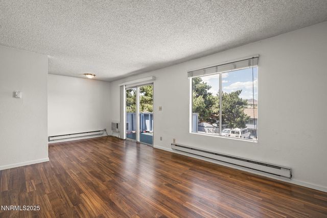 3948 Clear Acre Ln 262, Reno, NV 89512