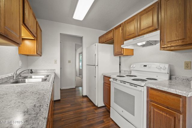 3948 Clear Acre Ln 262, Reno, NV 89512