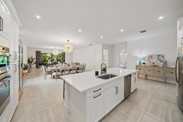 2938 Gin Berry Way, West Palm Beach, FL 33401