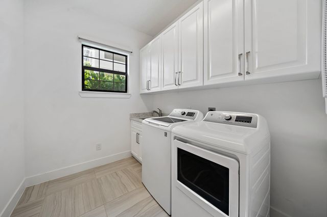 2938 Gin Berry Way, West Palm Beach, FL 33401