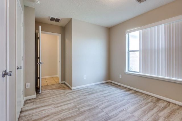 3054 Legends York Drive, Spring, TX 77386