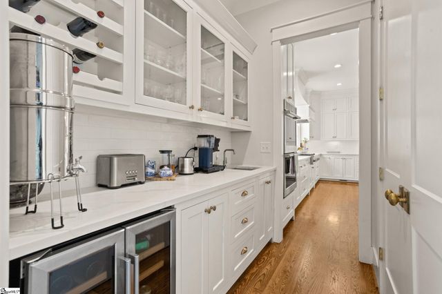 110 Newman Street, Greenville, SC 29601