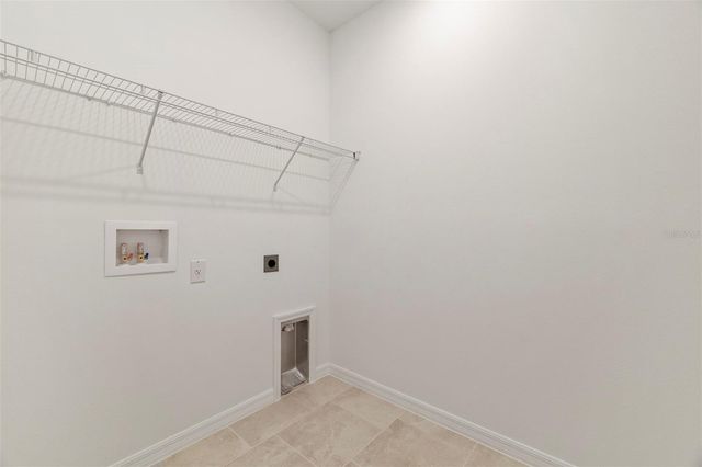 705 FARFIELDS STREET, Deland, FL 32720