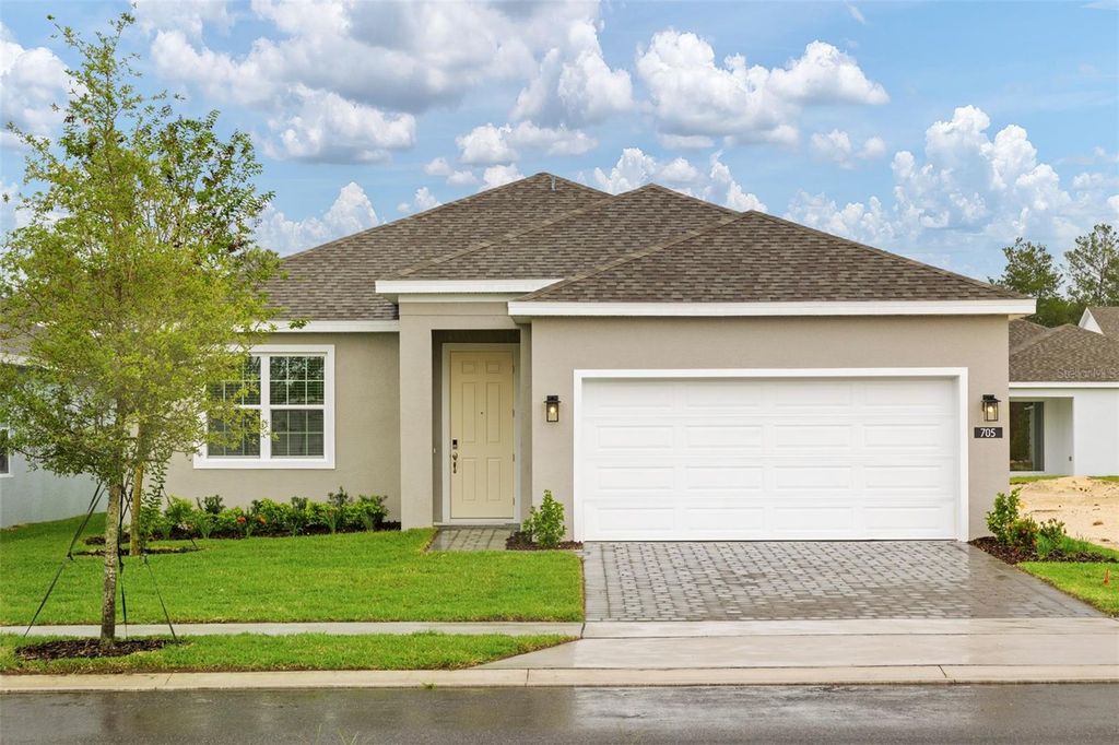 705 FARFIELDS STREET, Deland, FL 32720