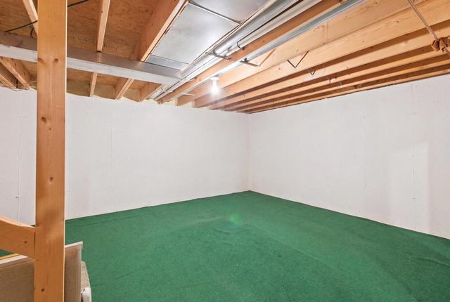 7925 W Oakbrook Circle, Madison, WI 53717