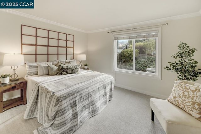 2748 Ptarmigan Dr. 6, Walnut Creek, CA 94595