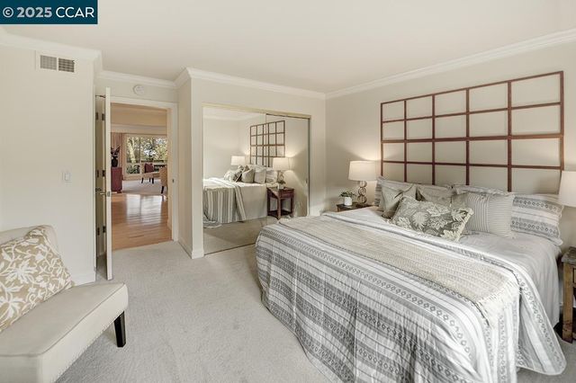 2748 Ptarmigan Dr. 6, Walnut Creek, CA 94595