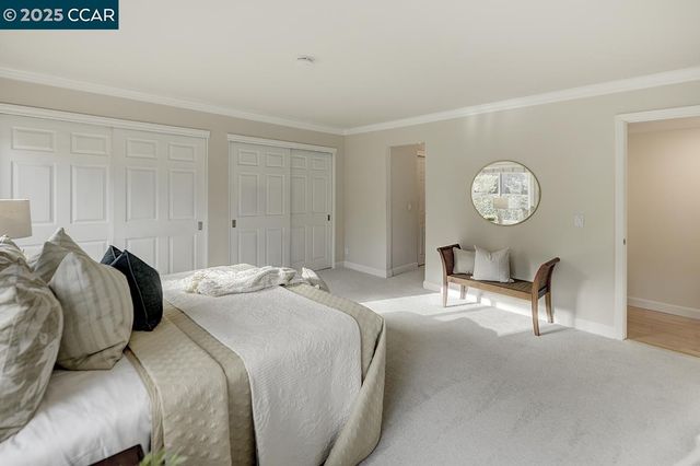 2748 Ptarmigan Dr. 6, Walnut Creek, CA 94595