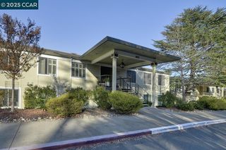 2748 Ptarmigan Dr. 6, Walnut Creek, CA 94595