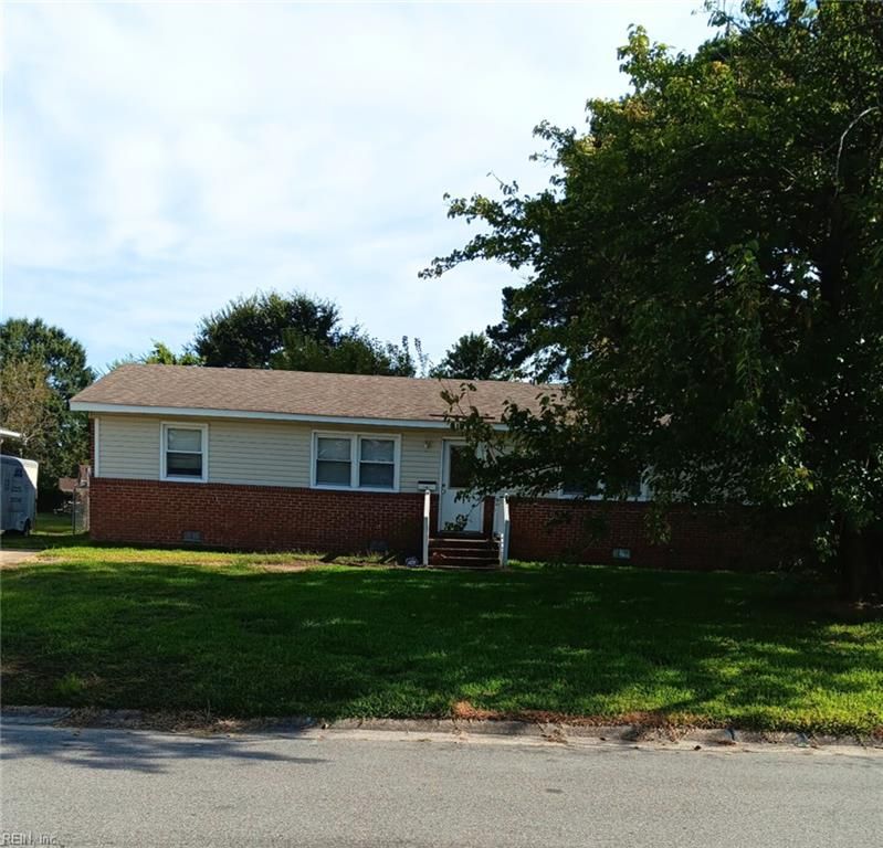 1214 Darren DR, Portsmouth, VA 23701