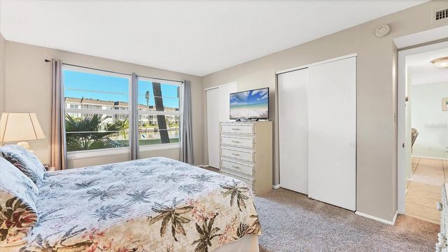 4370 CHATHAM DRIVE 104, Longboat Key, FL 34228