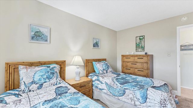 4370 CHATHAM DRIVE 104, Longboat Key, FL 34228