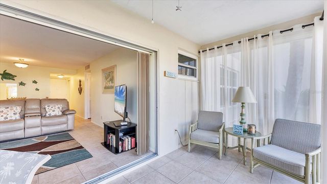 4370 CHATHAM DRIVE 104, Longboat Key, FL 34228