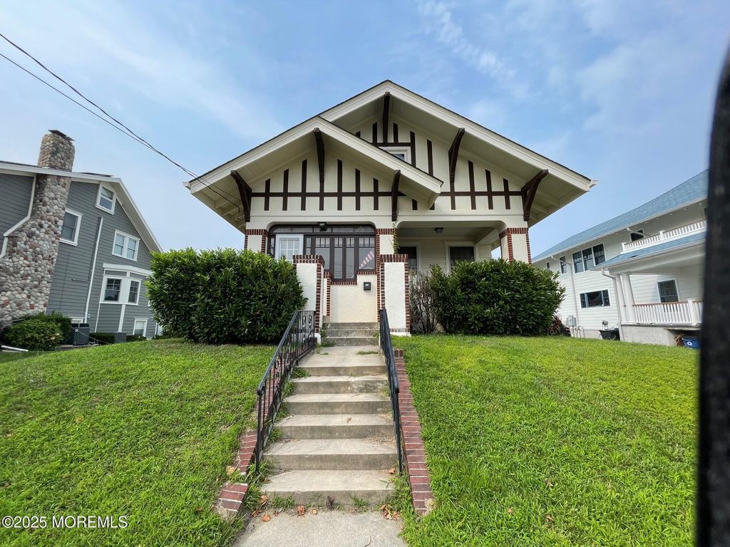 205 Euclid Avenue, Loch Arbour Village, NJ 07711