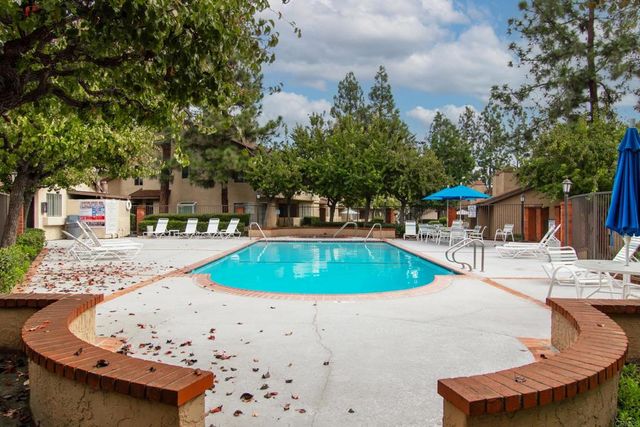 2211 Calle Jalapa 109, West Covina, CA 91792