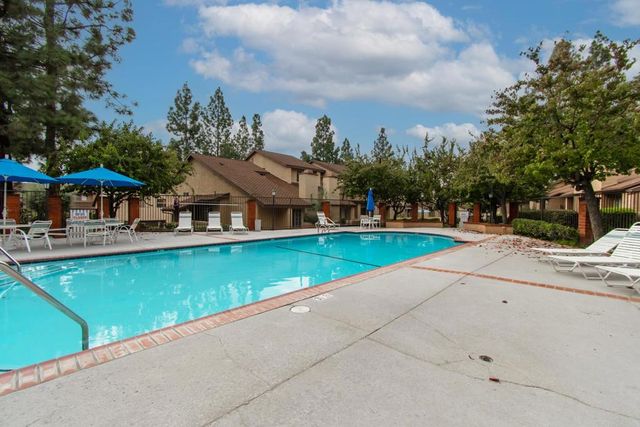 2211 Calle Jalapa 109, West Covina, CA 91792