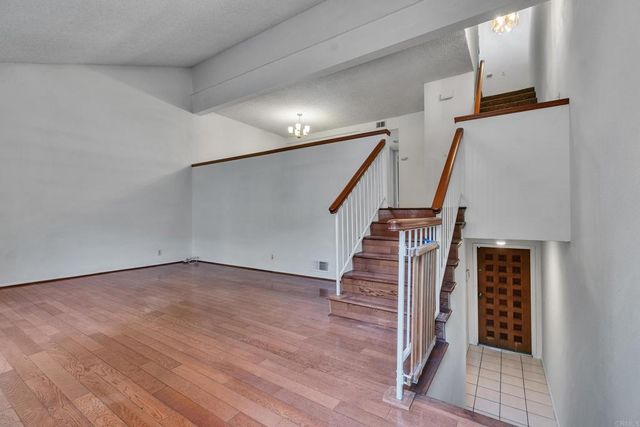 2211 Calle Jalapa 109, West Covina, CA 91792