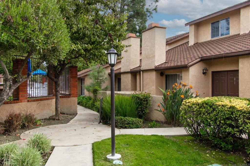 2211 Calle Jalapa 109, West Covina, CA 91792