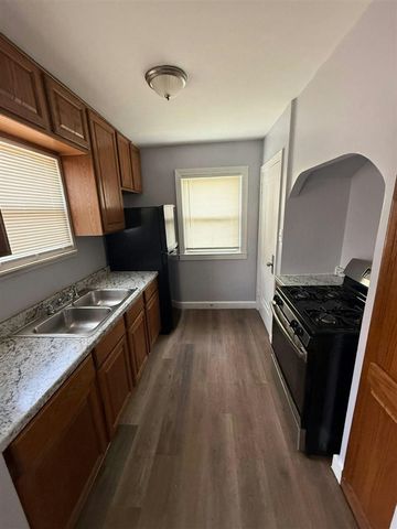 12656 Mettetal Street, Detroit, MI 48227