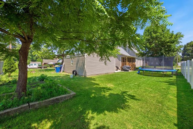 344 N Worth Avenue, Elgin, IL 60123