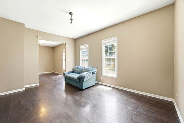 344 N Worth Avenue, Elgin, IL 60123