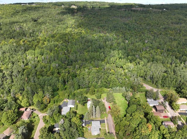 519 N 81st Avenue W, Duluth, MN 55807