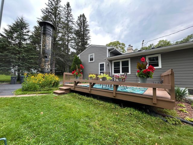 519 N 81st Avenue W, Duluth, MN 55807