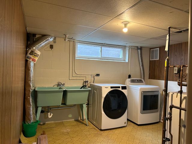 519 N 81st Avenue W, Duluth, MN 55807