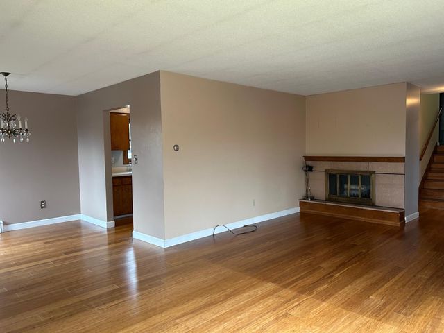 519 N 81st Avenue W, Duluth, MN 55807