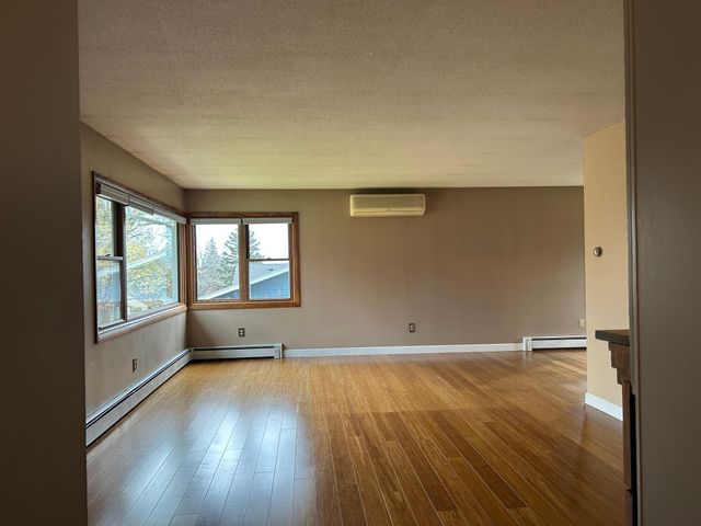 519 N 81st Avenue W, Duluth, MN 55807